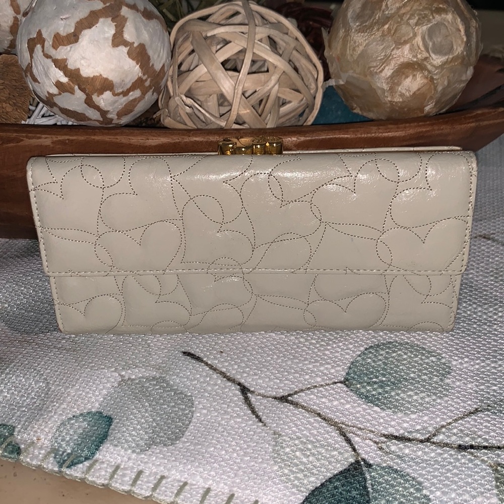 Lovcat Heart Wallet with Heart Clasp